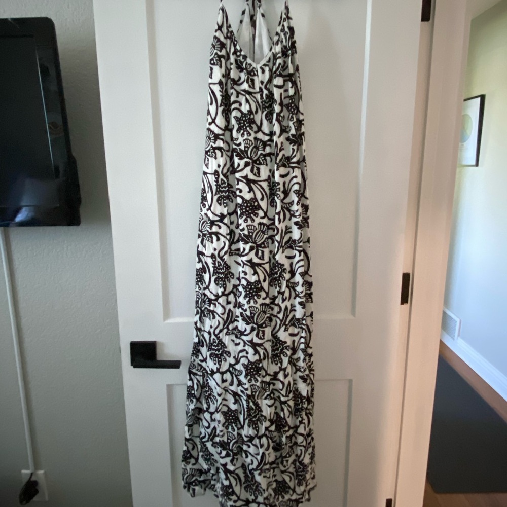 Loft Black and White Lightweight Dress